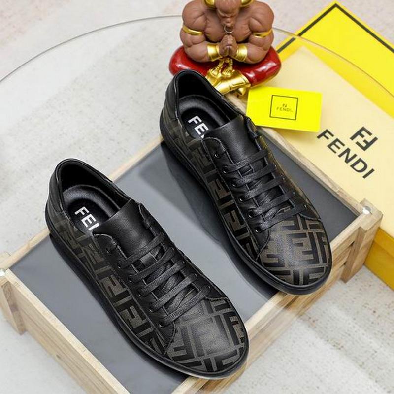 Fendi Men's Shoes 556